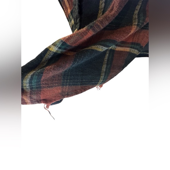 American Eagle women’s oversized vintage distressed‎ flannel size large - Picture 11 of 13